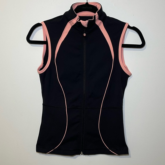 lululemon athletica Jackets & Blazers - Lululemon Women’s Black and Pink trim Fitted Vest in size US 4